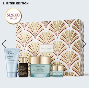 Limited edition Estée Lauder DayWear Moisturizer  Skincare Set